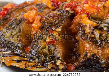 fried fish with chili and sweet sauce