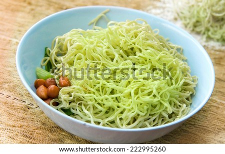 green noodle