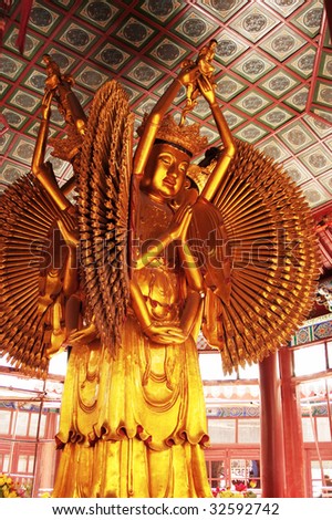 Buddha with thousand hands in the buddhist temple,thousand watches of hand view sound show power limitless, can rescue myriad living things in the calamity