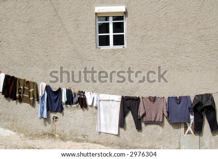 hang out washing clothing