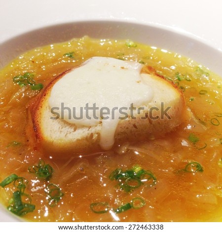 Onion Soup and bread