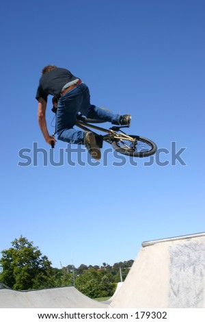 Over Skatepark