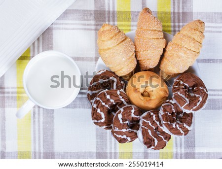 milk and chocolate chip cookies, croissant