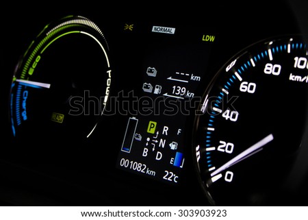 Hybrid vehicle night dashboard