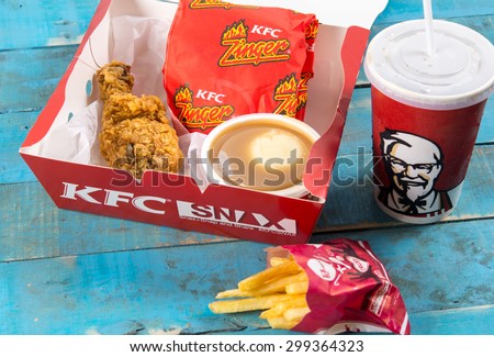 PHRAE,THAILAND - JULY 24, 2015: Kentucky Fried Chicken Box of promotion menu,Hamburger, Coca Cola Drink,Potato And French Fries.