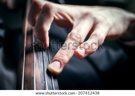 hand cellist compressive chord