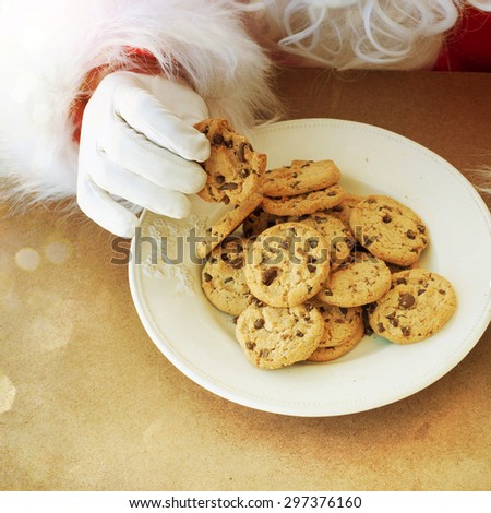 Santa Eating Cookies