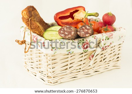 Basket of food with meat and 	vegetables