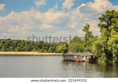 restaurant on the water