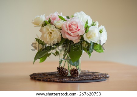 Bouquet of roses in white and rose