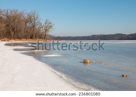 Clear winter day at  Mississippi River, Afton State Park, Minnesota, USA