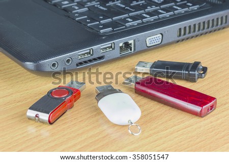USB flash drive with usb port on labtop computer