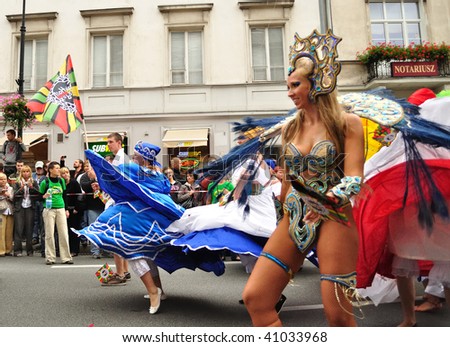 WARSAW - SEPTEMBER 5: Participants in the Carnival Parade - Bom Dia Brasil. September 5, 2009 in Warsaw, Poland.