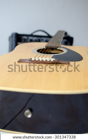 guitar, amp and mic