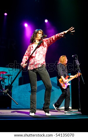 JAPAN - MARCH 13: Kelly Hansen and Jeff Pilson of Foreigner perform on March 13, 2007 Tokyo, Japan