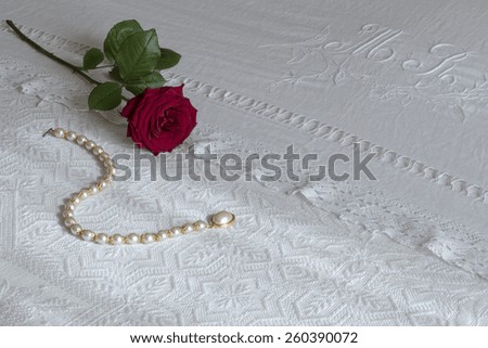 love, rose flowers on the bed with jewel,flowers rose on the bed with gift,  flowers for love, white background,