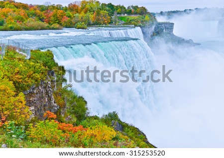 American side of Niagara Falls in autumn
