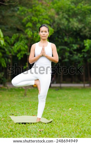 yoga pant photo of a beautiful woman - Playground