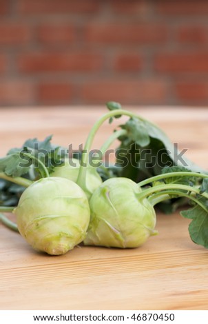 Kohlrabi+leaves