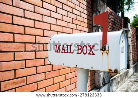 retro mail box