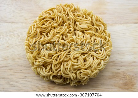 Instant noodle on wooden