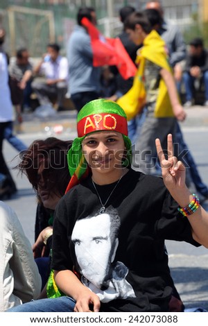 ISTANBUL,TURKEY - SEPTEMBER  01: Kurds, celebrating the World Peace Day  on September  01, 2009 in Istanbul, Turkey.
