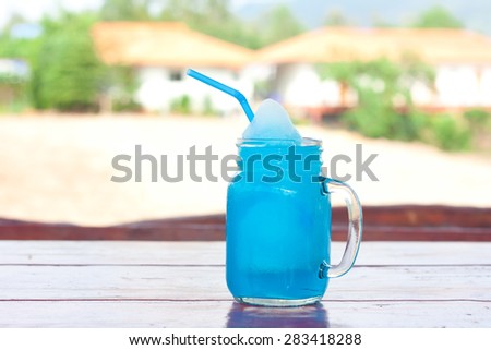 Blue Hawaiian cocktail