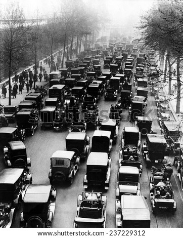 English General Strike With public transportation workers on strike Londoner\'s from the suburbs drove to work.