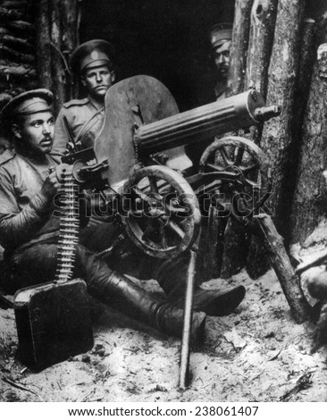 World War I, Russian machine gunners near Brest-Litovsk, 1915