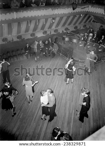 Maher\'s dance hall, showing orchestra platform and dancers, photograph by Dick Sheldon, Shenandoah, Pennsylvania, 1938.