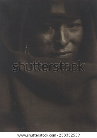 Portrait of a Native American man, original title: \'The Red Man\', photograph by Gertrude Kasebier, 1902.