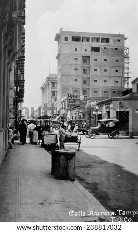 Mexico, street scene in Calle Aurora, circa early 1900s.