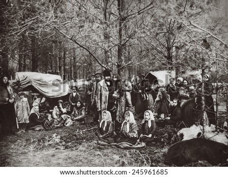 WWI. Polish refugees families camping in the woods after fleeing the invading Germans. Ca. 1915.