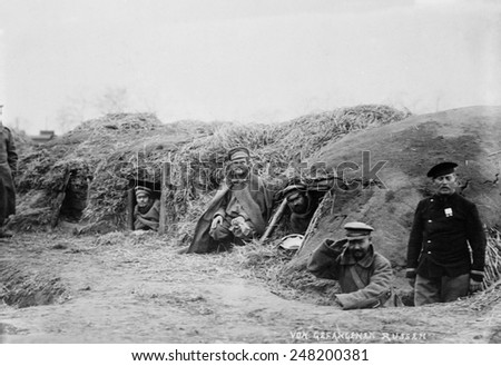 World War 1. Russian prisoners of war at Stettin, Prussia, in their dug out shelters. An estimated 90% of Russian POW's survived the war and were repatriated.