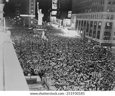 Huge crowd packed into Times Square, in a premature celebration of Japan\'s surrender. Before August 15, 1945. World War 2.