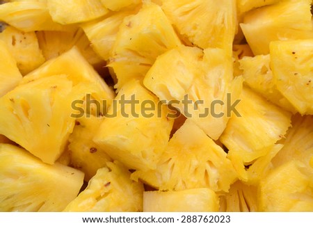Pineapple chunk slice