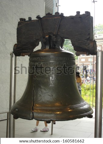 PHILADELPHIA - JULY 4: The Liberty Bell, a symbol of American independence, as seen in Philadelphia, Pennsylvania, on July 4, 2006. It originally cracked when first rung after arrival in Philadelphia.