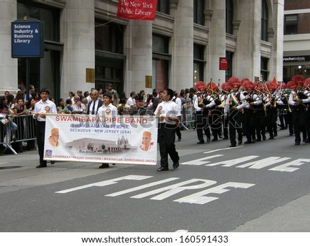 NEW YORK - AUGUST 19: India\'s 60th Independence Day in New York, as seen on August 19, 2007. It was organised in Manhattan by the Federation of Indian Associations (FIA).