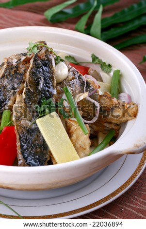delicious and prepared chinese dish-Stewed fish head