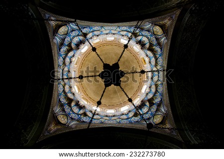 Mosque ceiling