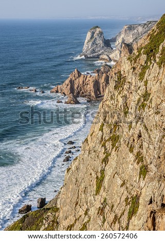 Cabo da Roca - the western promontory of the Eurasian continent , located in the territory of Portugal. Rock rises 140 meters above the Atlantic Ocean.