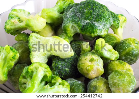 Brussels sprouts and broccoli on the plate