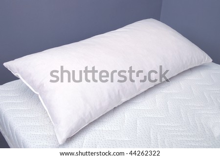 pillow on mattress