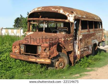 Old bus, abandoned and rusty. Rosario city, Argentina