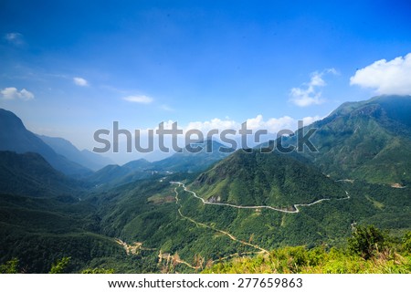 O Quy Ho Atop in Sapa, Lao Cai, Vietnam. This is a very dangerous road and dangerous. Sapa is a famous tourist destination