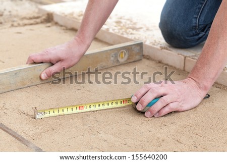 Building a terrace with level line and measure