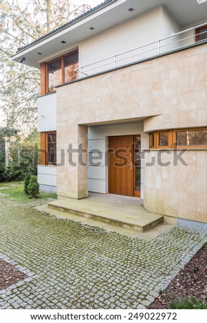 Vertical view of beauty detached house exterior