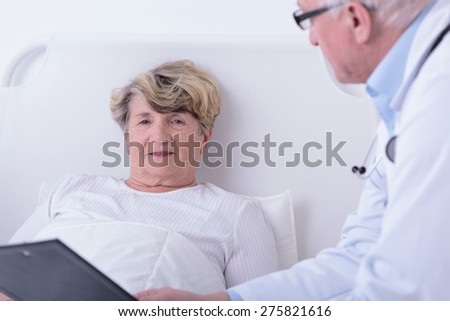 Picture of medical consultation in hospital room