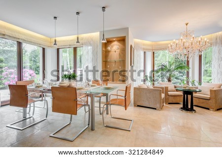 Picture of interior of a modern home with neat furniture