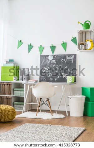 Tips and inspirations to decorate teenager\'s room